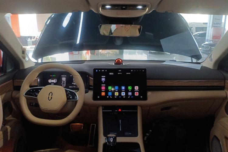 Used Hima AITO M7 2024 1.5T Intelligent Driving Rear-Drive Pro Version 5 Seats Interior 2