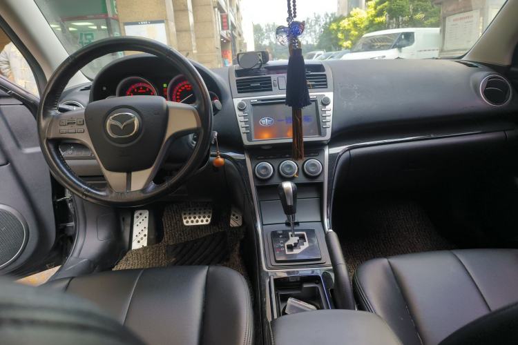 Used Mazda 6 2011 Coupe 2.0L Automatic Elite Edition Center Console