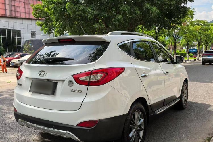 Used Hyundai ix35 2013 2.0L Automatic Two-Wheel Drive Smart GLS China IV Standard