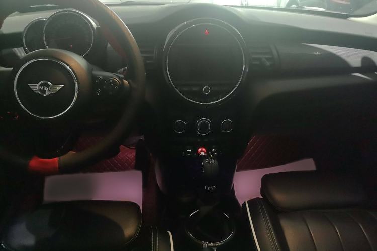 Used MINI MINI 2016 1.5T COOPER Five-Door Edition