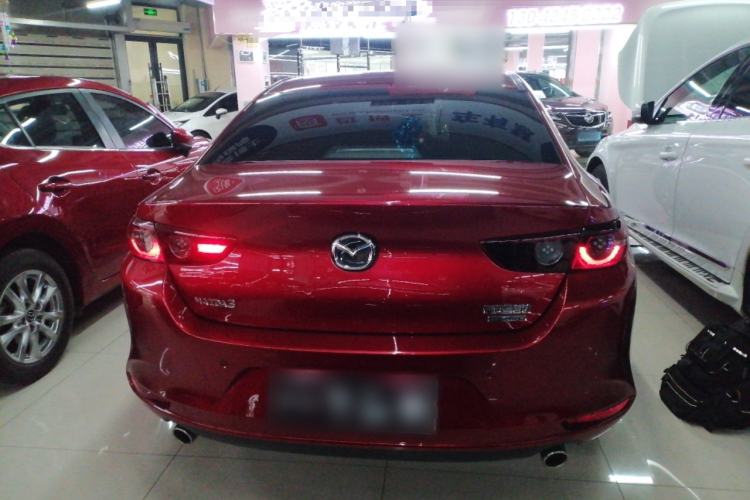 Used Mazda Mazda 3 Axela 2020 1.5L Automatic Luxury Version