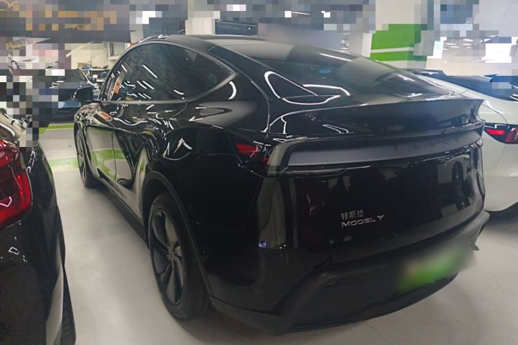 Used Tesla Model Y 2026 Rear-Drive Model Rear Left 45 Deg