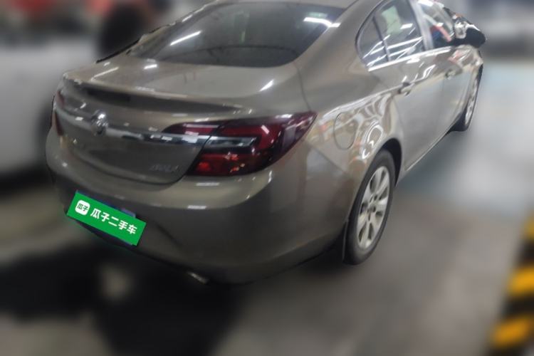 Used Buick Regal 2015 1.6T Leading Technology Model Rear Right 45 Deg