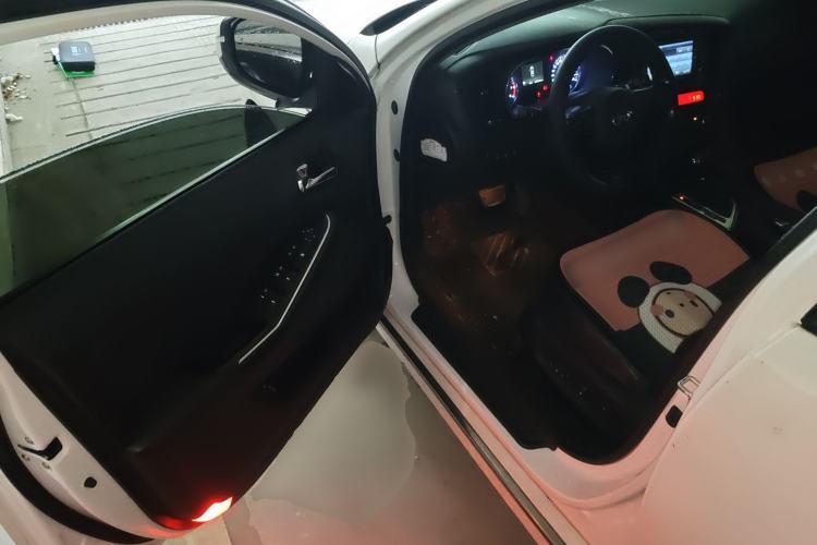 Used Kia K5 2014 2.0L Automatic PREMIUM Driver Seat