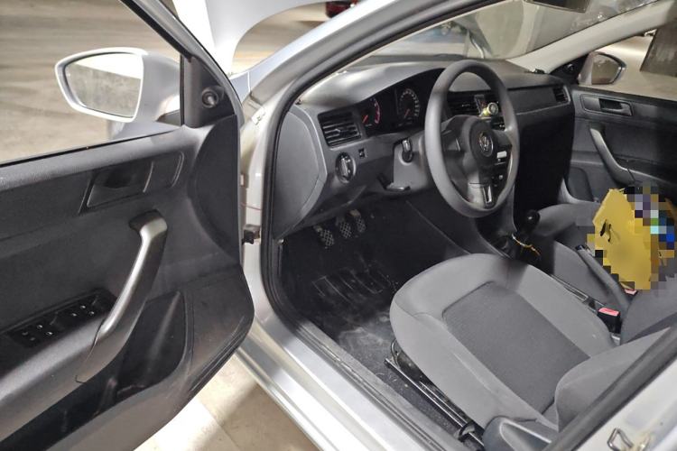 Used Volkswagen Santana 2013 1.4L Manual Fashion Edition