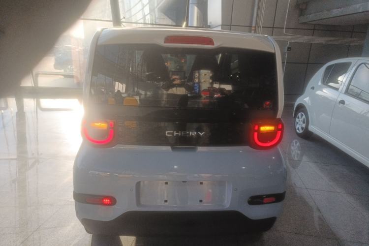 Used Chery QQ Ice Cream 2024 Edition Youth Version 205km Sundae
