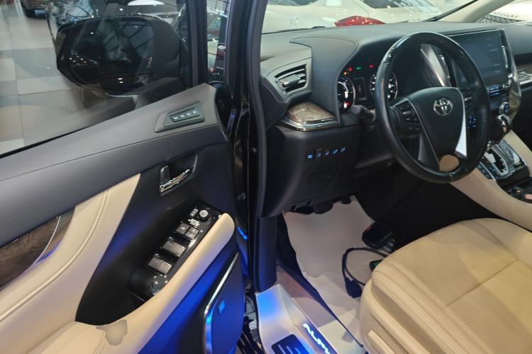 Used Toyota Alphard 2021 Dual-Engine 2.5L Prestige Edition Driver Seat