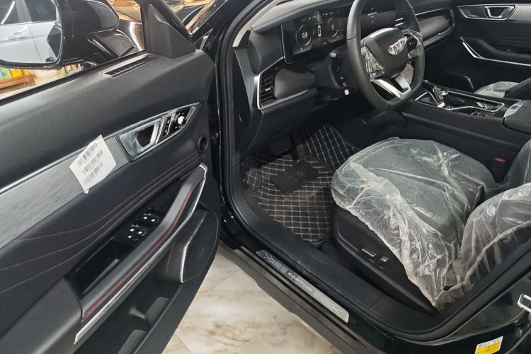 Used Bestune T99 2023 2.0T Automatic Premium (6AT)