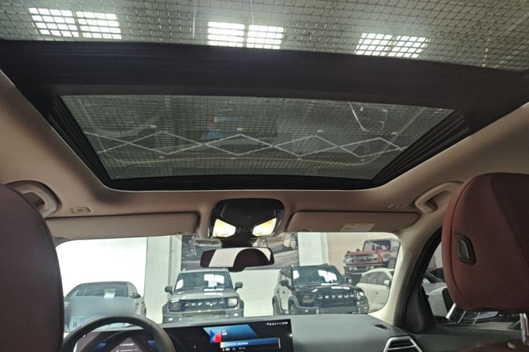 Used BMW i3 2025 eDrive 35 L
