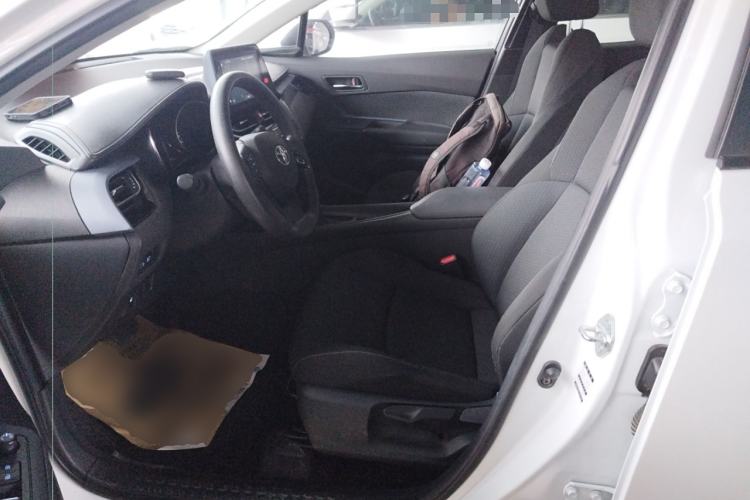 Used Toyota IZOA 2021 2.0L Enjoy Edition