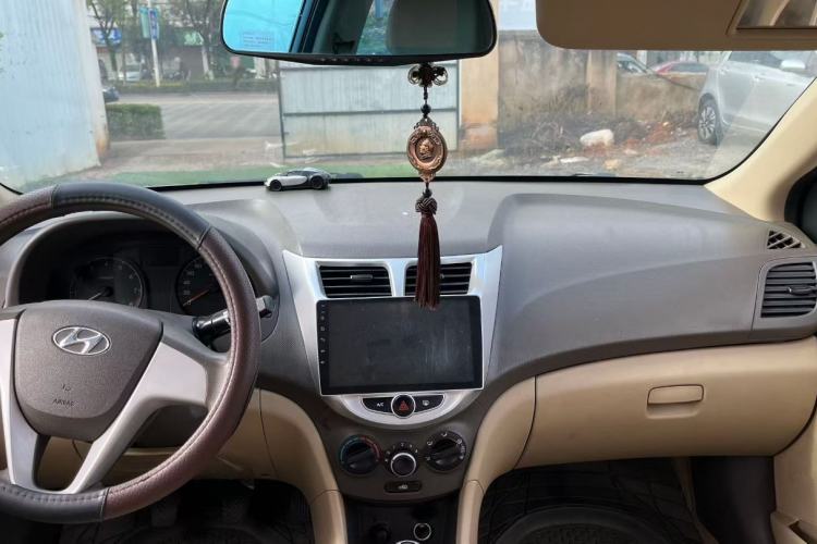 Used Hyundai Verna (older generation) 2010 Sedan 1.4L Manual Comfort GS