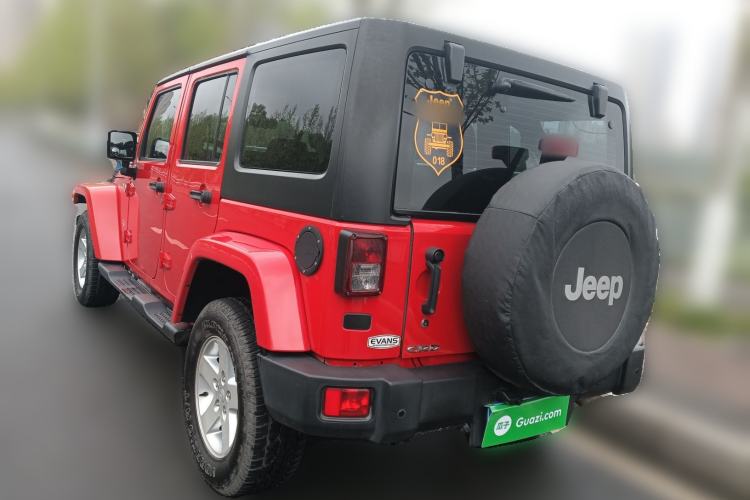 Used Jeep Wrangler 2015 2.8TD Sahara Four-Door Comfort Edition