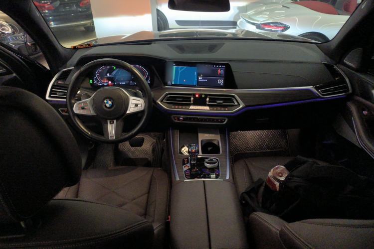 Used BMW X5 2022 Restyled xDrive 40Li Luxury Edition M Sport Package Center Console