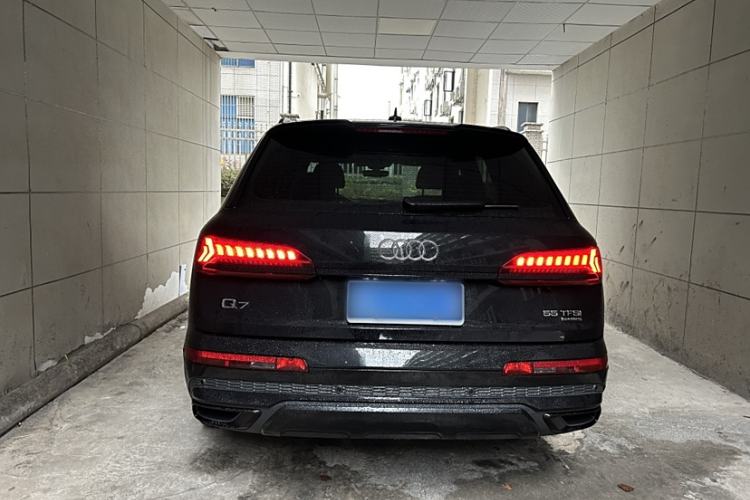 Used Audi Q7 2023 55 TFSI quattro S line Sport Edition Exterior 3