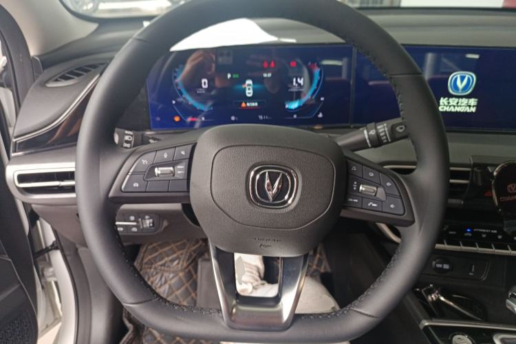 Used Changan Eado 2021 PLUS Blue Whale NE 1.4T GDI DCT Prestige Model
