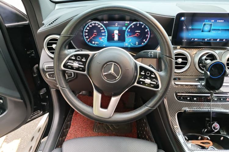 Used Mercedes-Benz GLC 2021 GLC 260 L 4MATIC Dynamic Edition Steering Wheel