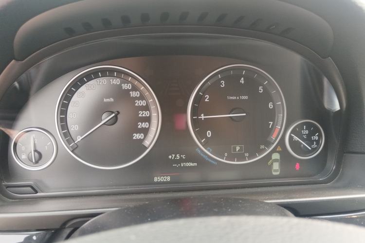 Used BMW 5 Series 2014 520Li Elegant Model