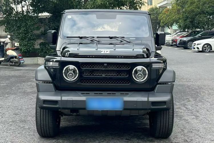 Used 212 T01 2024 2.0T Mechanic
