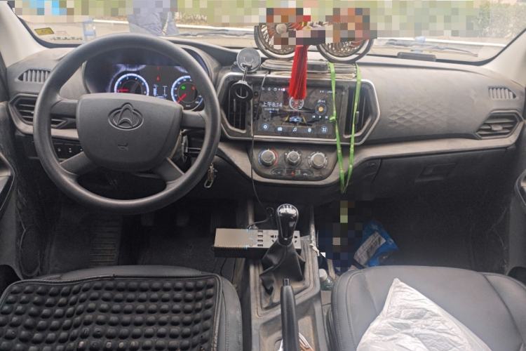 Used CHANGAN KAICHENG Ruixing M60 2023 1.6L CNG Comfort-Grade 6-Seater Passenger Vehicle
