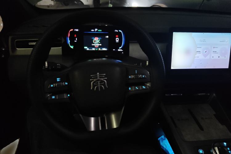 Used BYD Qin PLUS 2025 DM-i Smart Drive 55KM Leading Model Steering Wheel