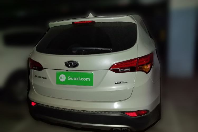 Used Hyundai Santa Fe Classic 2013 3.0L 4x4 Comfort Edition with Navigation 7 Seats Euro IV Rear