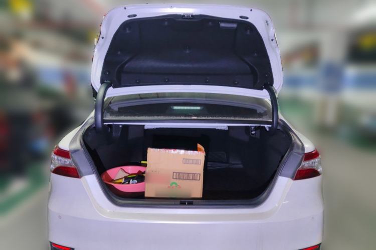 Used Toyota Camry 2019 2.5G Luxury Edition China VI Standard
