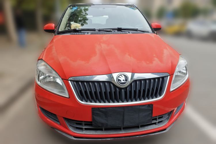 Used Skoda Fabia 2014 1.4L Automatic Crystal Edition