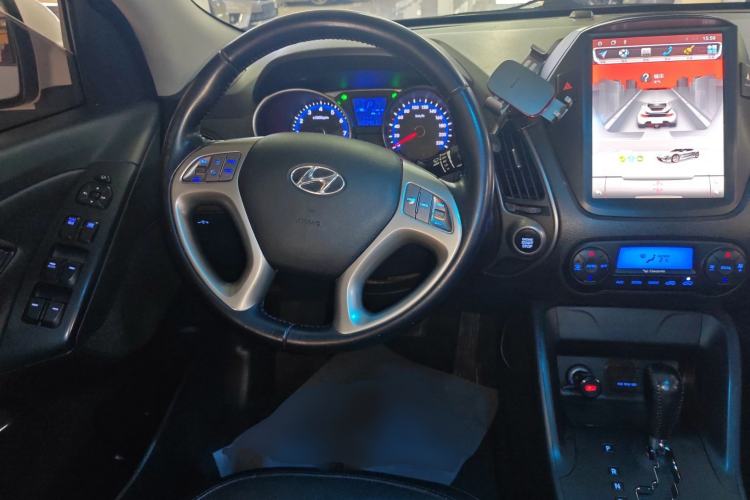 Used Hyundai ix35 2015 2.0L Automatic 2WD Smart Version China V Standard