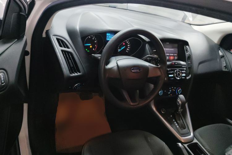 Used Ford Focus 2017 Hatchback 1.6L Automatic Comfort Plus SmartDrive Edition
