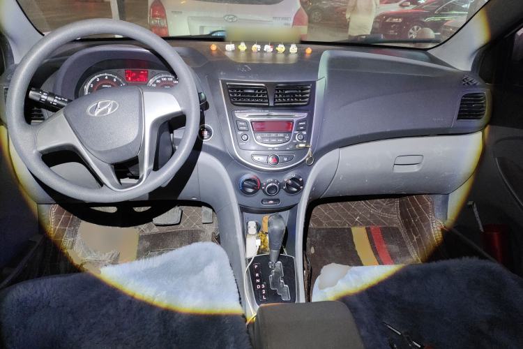 Used Hyundai Verna (older generation) 2016 1.4L Automatic Leading-Edge GLX