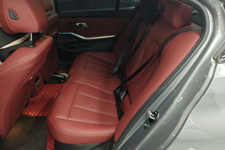 Used BMW i3 2022 eDrive 35 L
