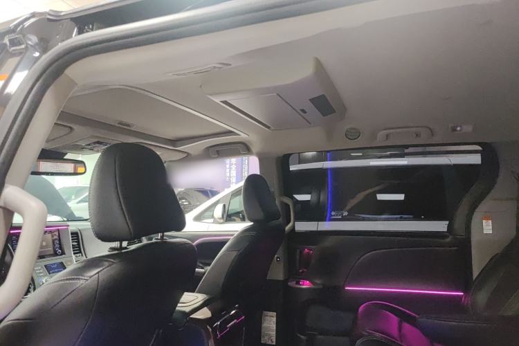 Used Toyota Sienna (Parallel Import) 2018 3.5L Four-Wheel Drive SE Version 7 Seats U.S. Specification
