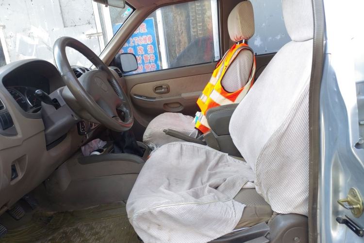 Used JMC Baodian 2013 2.8T Two-Wheel-Drive Diesel Luxury Fashion Edition