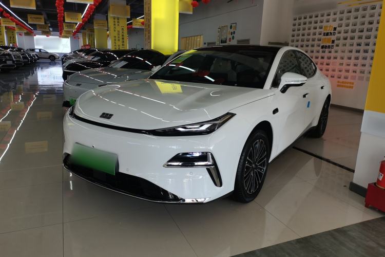 Used Geely Galaxy 8 2025 130km EM-i Prestige Edition