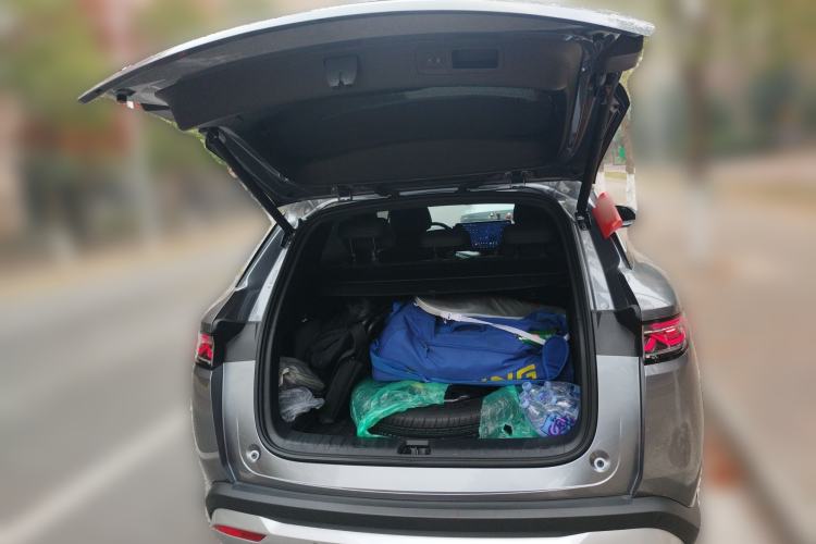 Used BYD Song L DM-i 2025 Intelligent Driving Version 112 km Beyond-Range Type Trunk