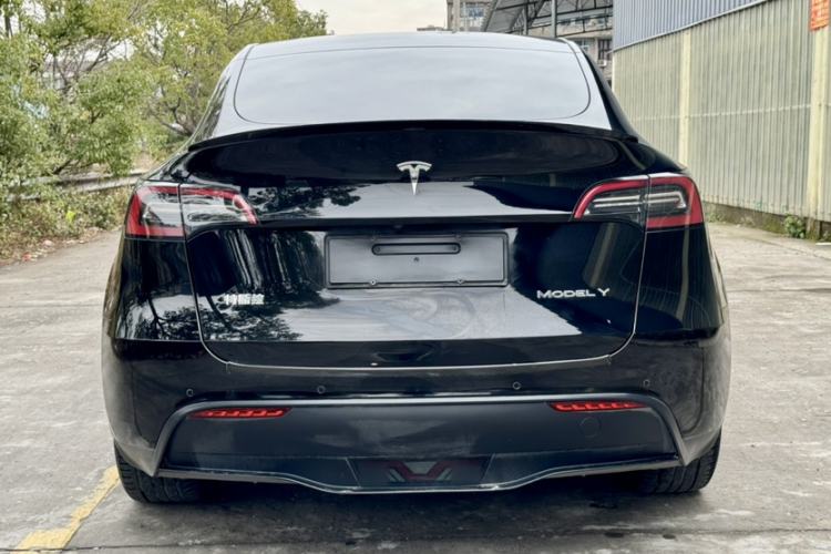 Used Tesla Model Y 2021 Standard Range Rear-Wheel Drive Version
