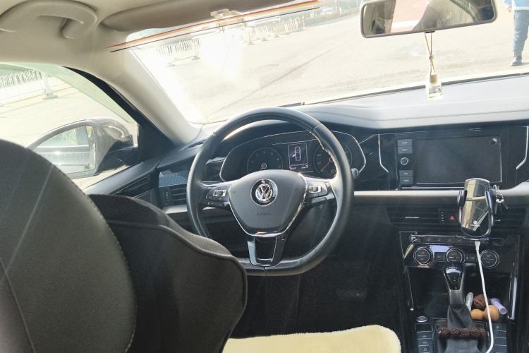 Used Volkswagen Passat 2019 330TSI Elite Edition China VI
