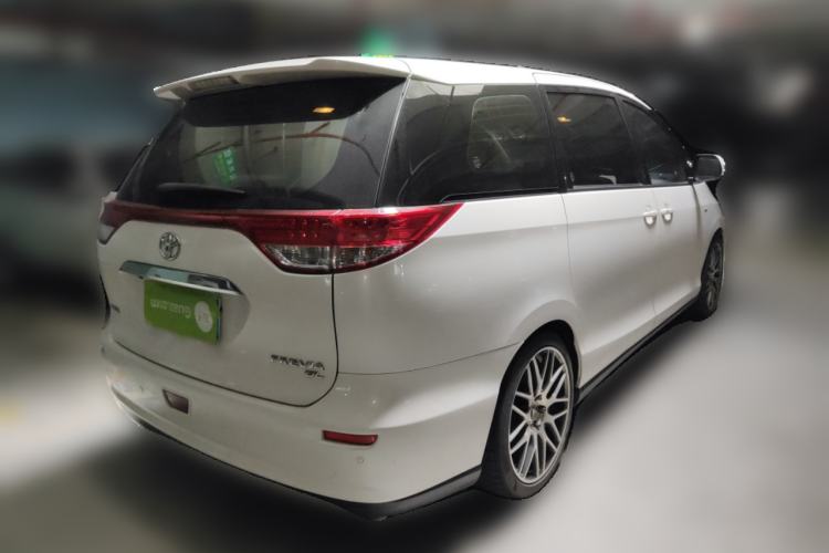 Used Toyota Previa 
