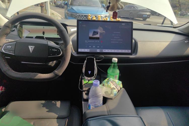 Used Deepal SL03 2022 515 Pure Electric Version Center Console