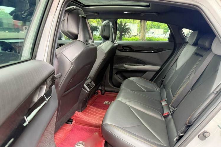 Used CHANGAN UNI-V 2022 1.5T Prestige Version