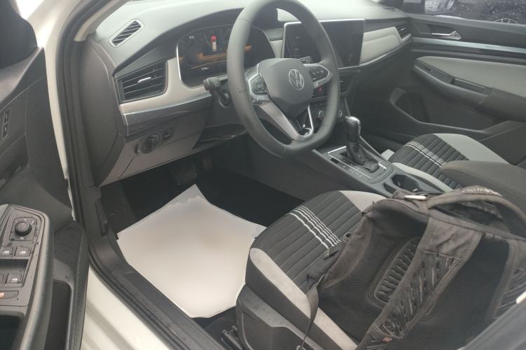 Used Volkswagen Bora 2023 1.5L Automatic Changer Limited Edition Driver Seat