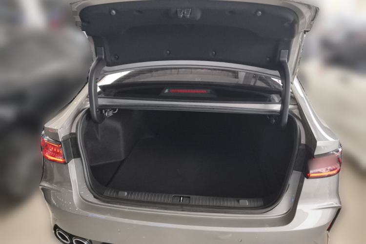 Used Chery Arrizo 8 2024 1.6T DCT Smart Trunk