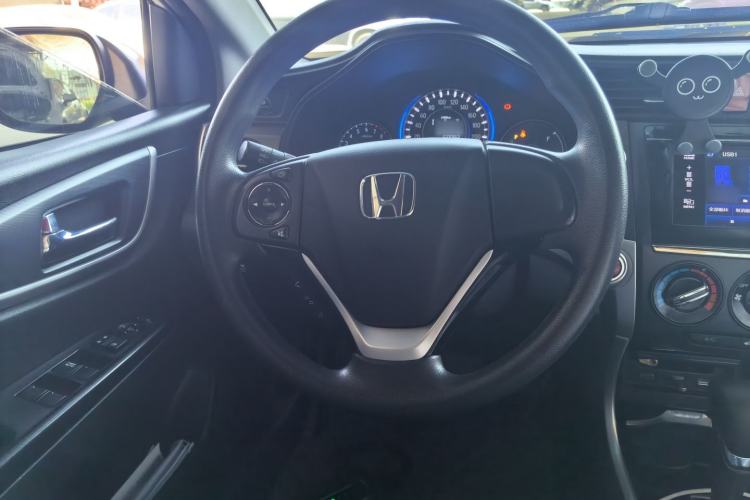 Used Honda Crider 2016 1.8L CVT Luxury Edition
