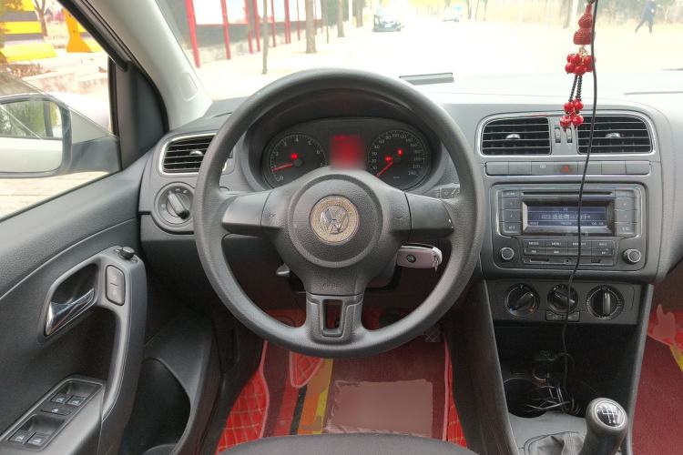 Used Volkswagen Polo 2013 1.4L Manual Comfort Edition Steering Wheel