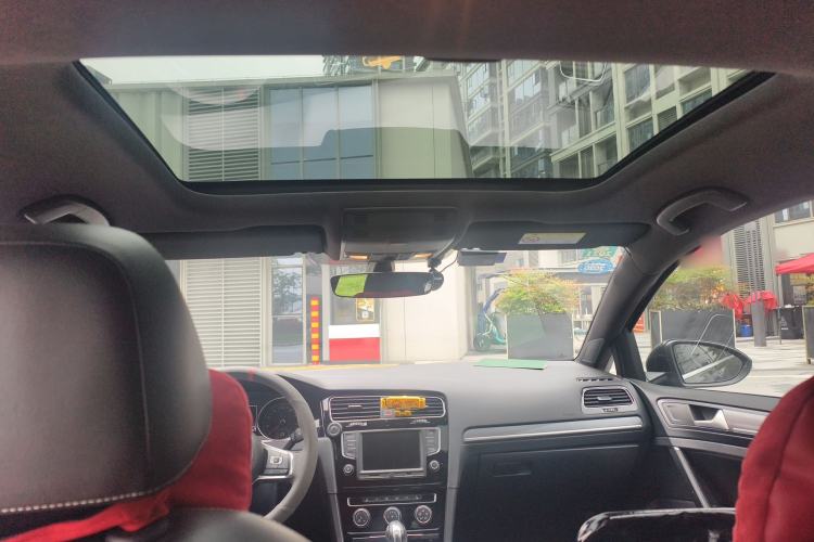 Used Volkswagen Golf 2017 280TSI Automatic R-Line Million-Vehicle Commemorative Edition Headliner