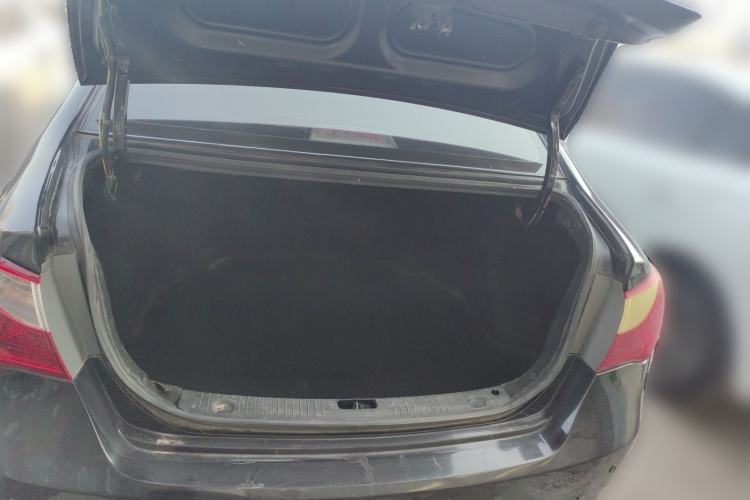 Used Hyundai Celesta 2011 1.6L Manual Comfort Edition
