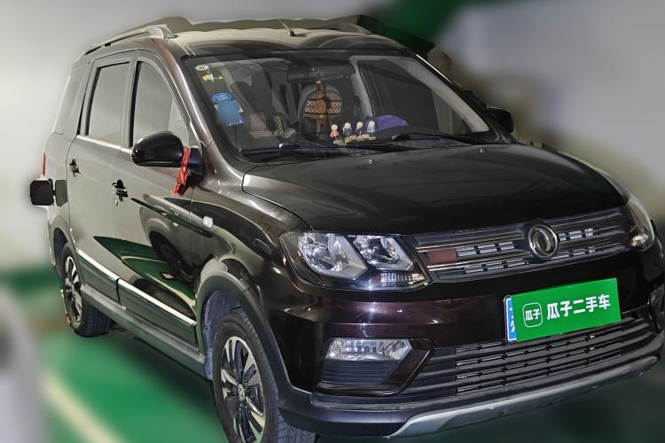 Used Dongfeng Fengon 370 2017 1.5L CVT Fashion Edition 7-Seater
