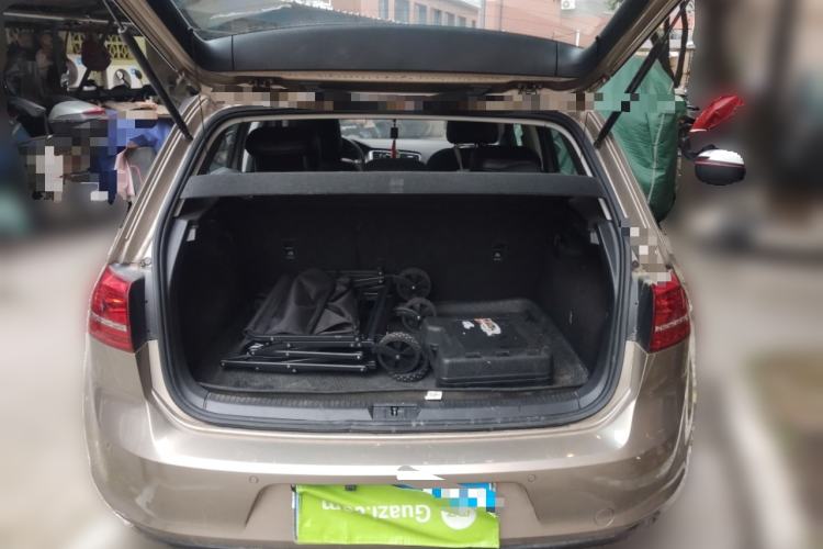 Used Volkswagen Golf 2016 230TSI Automatic Comfort Version
