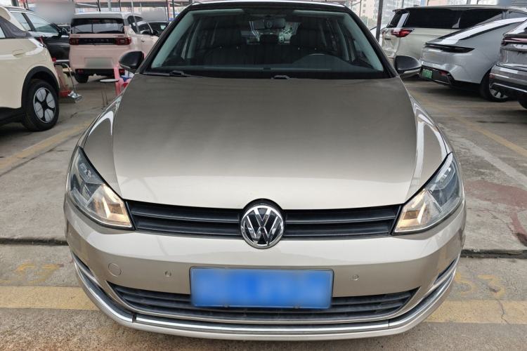 Used Volkswagen Golf 2016 1.6L Automatic Fashion Model