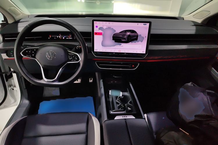 Used Volkswagen ID.7 VIZZION 2024 First Edition Center Console